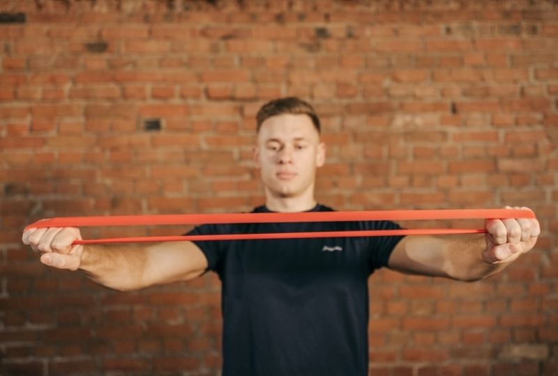 Lat Pulldown Alternatives With Bands