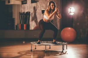 Are there any risks associated with using estrogen for weight loss?