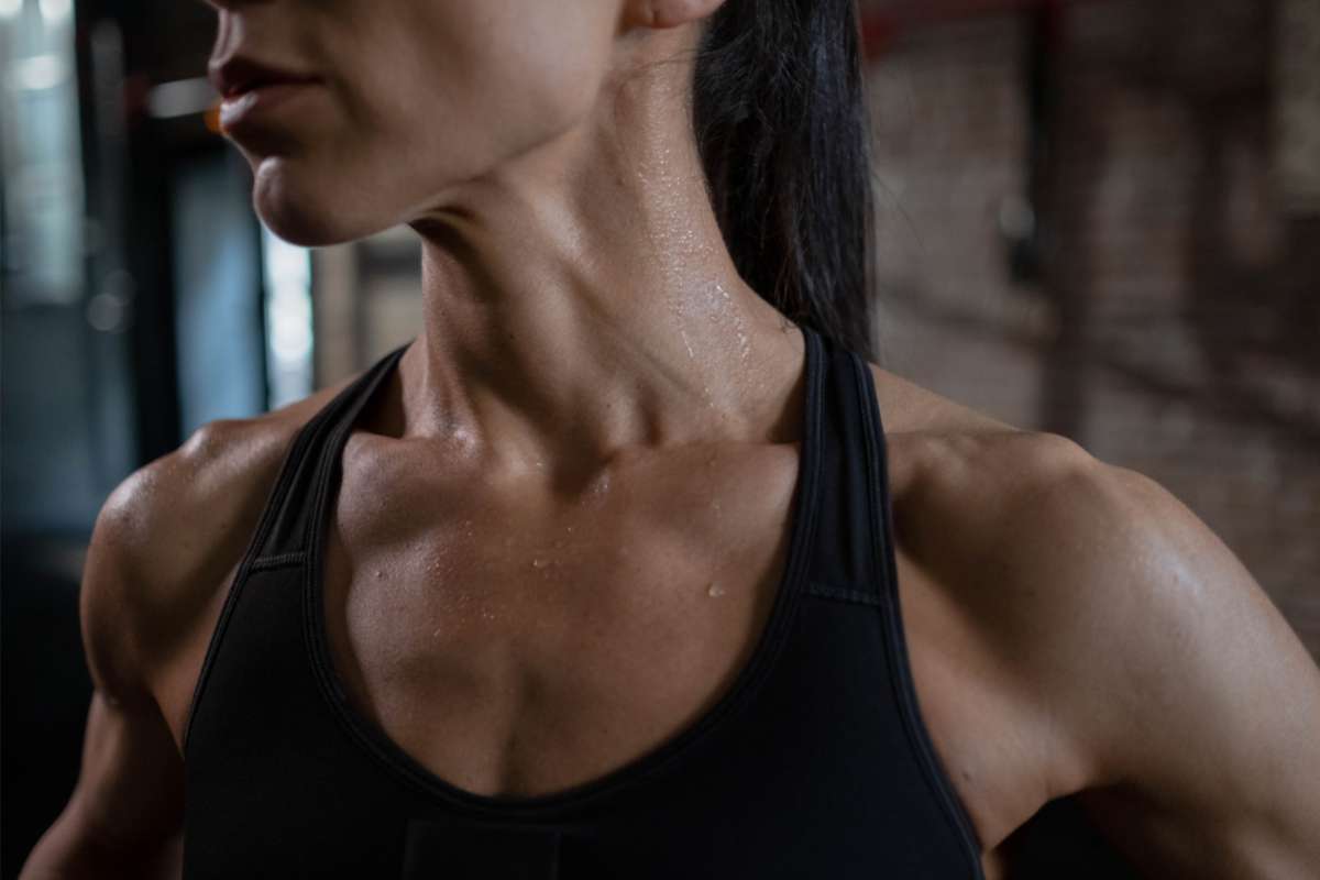 build a thicker neck
